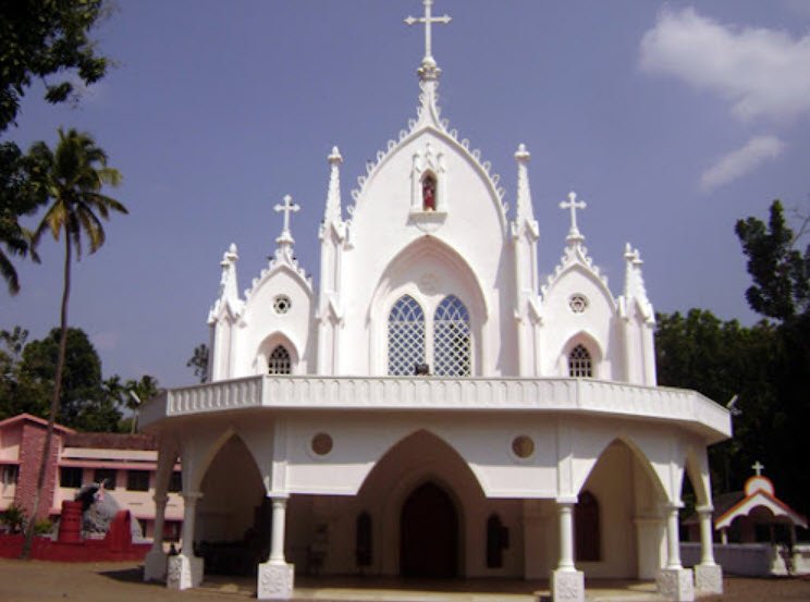Infant Jesus Church, Ernakulam, Kerala - Vushii.com Infant Jesus Church, Ernakulam, Kerala - Vushii.com